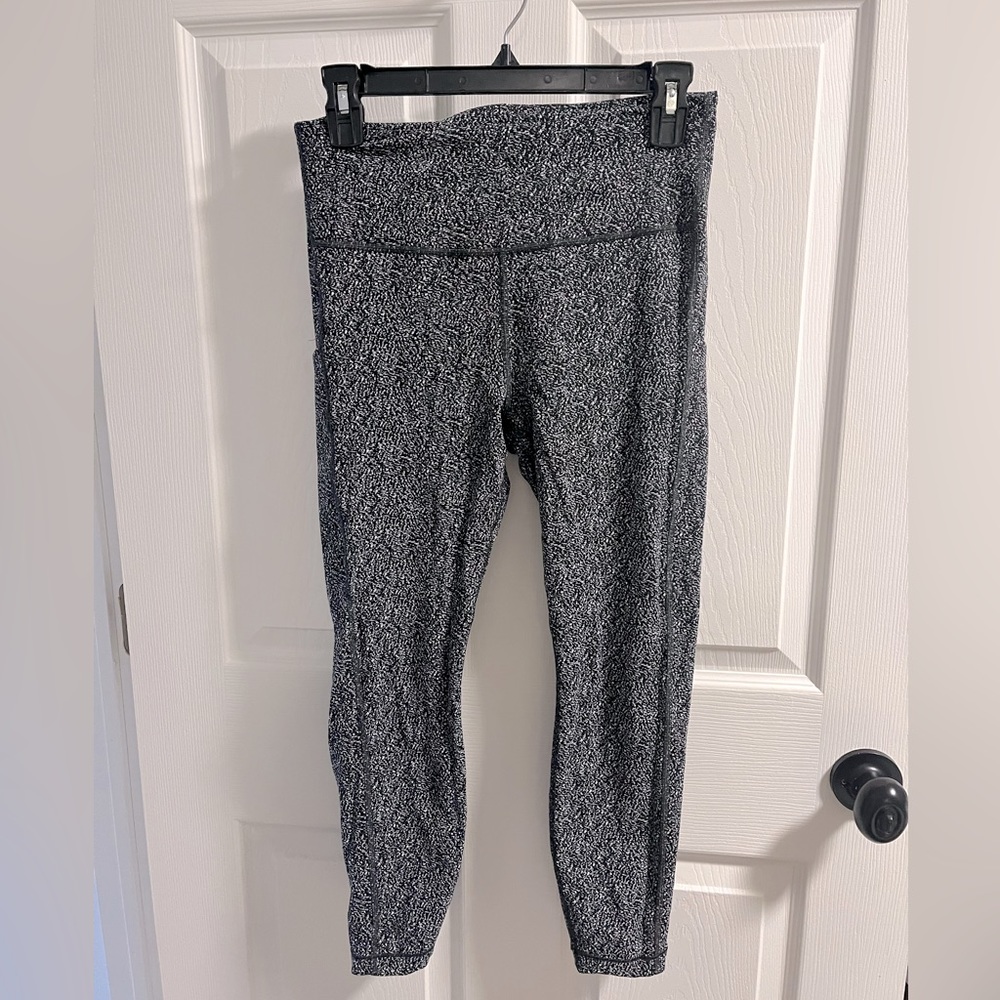 Athleta ultimate textured 7/8 tight